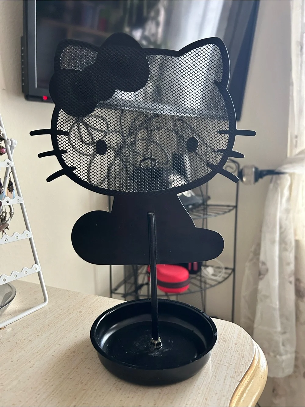 Hello Kitty Jewelry Stand